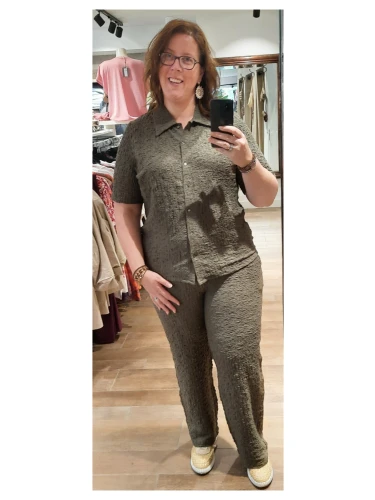 ALBERTA 3 PANTS in de kleuren groen en zwart