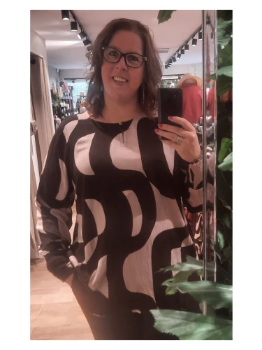 LONIE BLOUSE