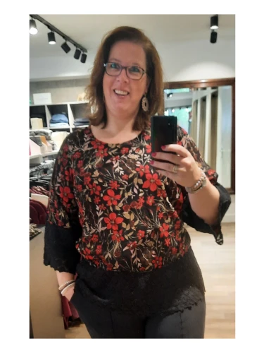ZHENZI OPHA BLOUSE 929 PRINT MET KANT ROOD