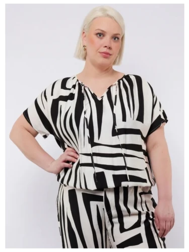EXXCELLENT ABRIL TOP PRINT