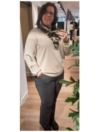 EXXCELLENT FIENE SWEATER SAND